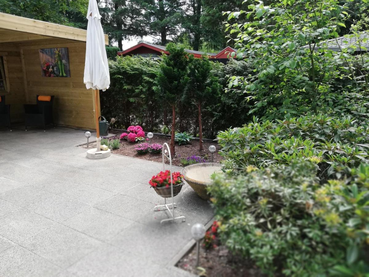 Roodborstje 4 Persoonschalet Putten Exterior foto